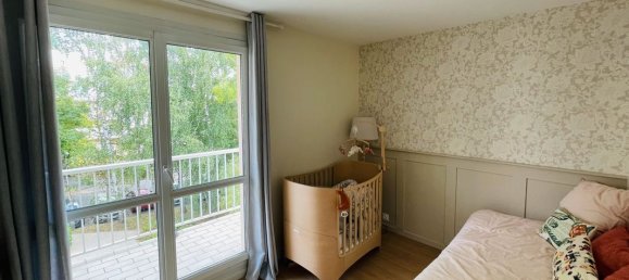 Apartamento de 3 dormitorios en Vaires-sur-Marne, France No. 361069 4