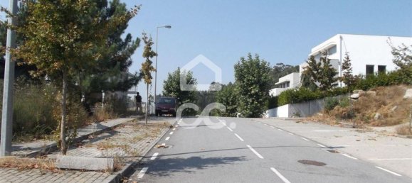 Terreno en Guimaraes, Portugal 480 m² No. 37063 3