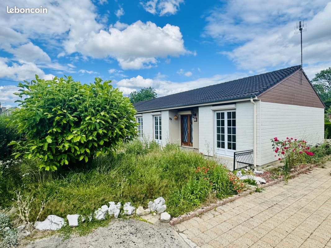 Casa de 3 dormitorios en Jura, France No. 339765