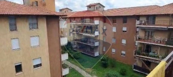 2 bedrooms Apartment in Ponte San Pietro, Italy No. 327946 3
