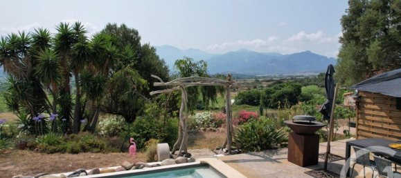 8 chambres Maison à Calvi, France No. 94476 6