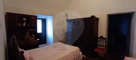 Casa de 4 dormitorios en Fronteira, Portugal No. 21732 42