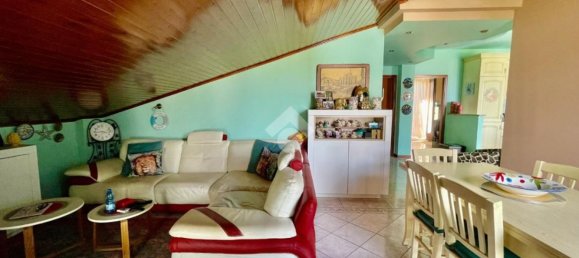 3 rooms Apartment in Bottanuco, Italy No. 298944 9