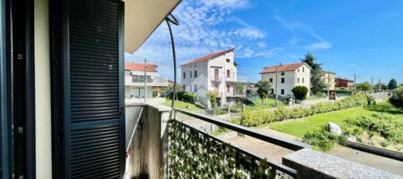 3 rooms Apartment in Bottanuco, Italy No. 298944 27
