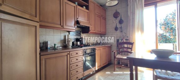 4-salle Appartement à Rubano, Italy No. 36820 6