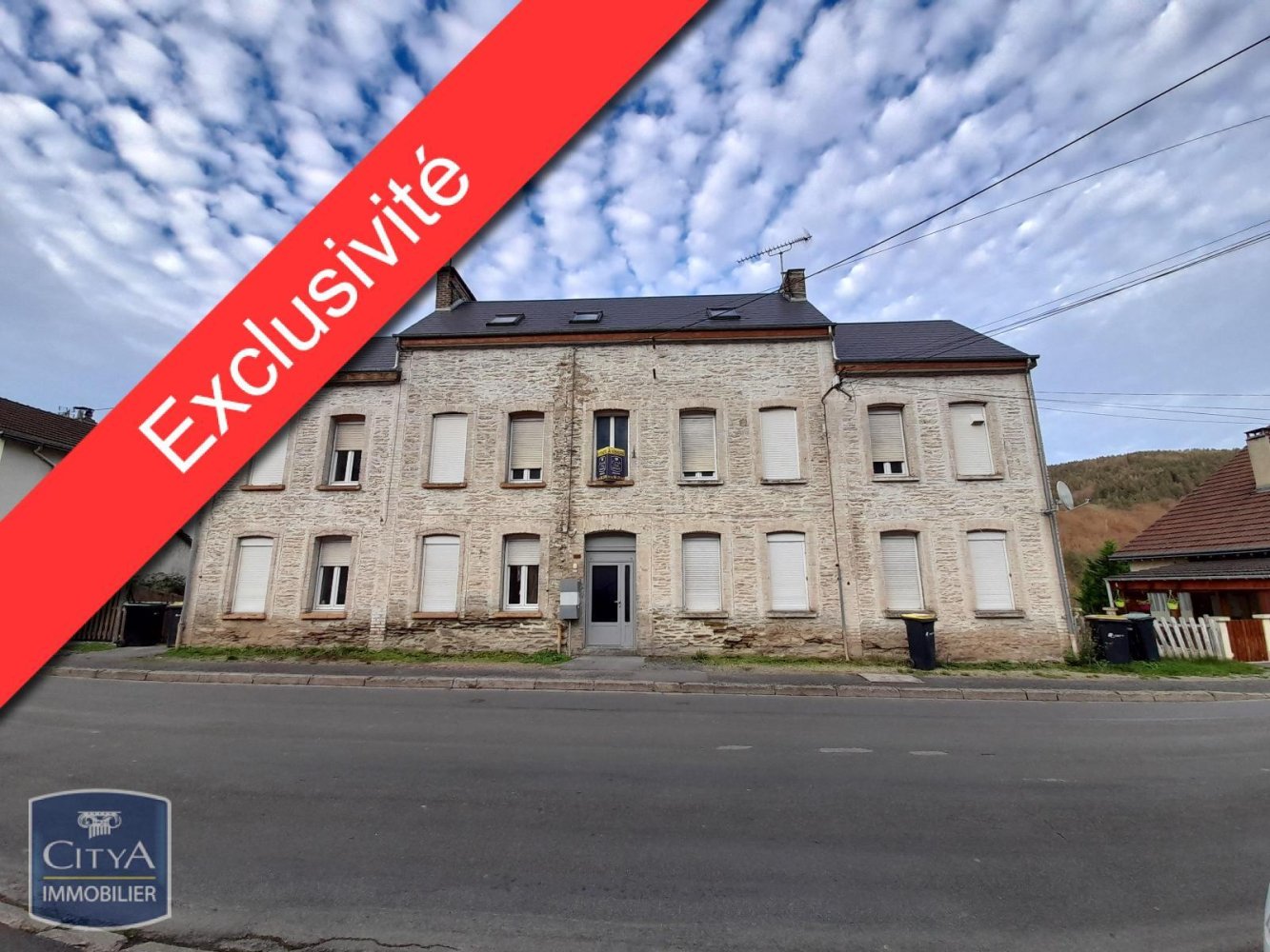 3غرفة بناية في Nouzonville, France رقم 152979