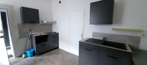 3غرفة بناية في Nouzonville, France رقم 152979 12