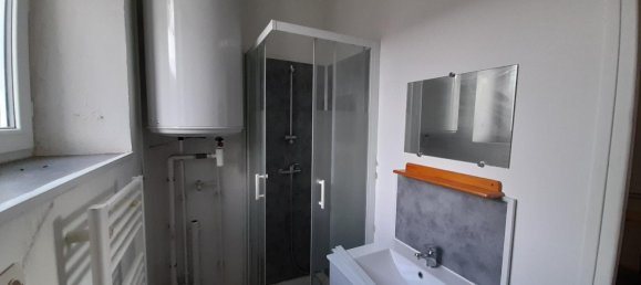 3غرفة بناية في Nouzonville, France رقم 152979 11