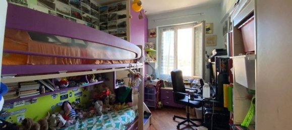 3 rooms Apartment in Genoa, Italy No. 176823 10