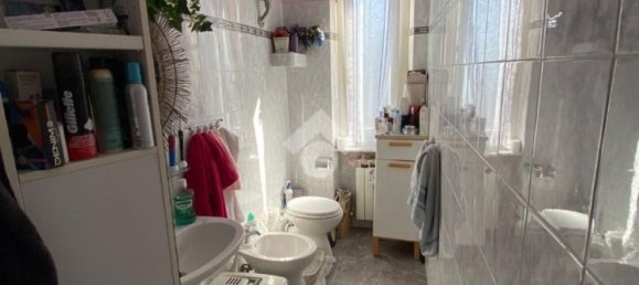 3 rooms Apartment in Genoa, Italy No. 176823 15