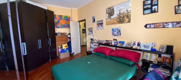 3 rooms Apartment in Genoa, Italy No. 176823 11