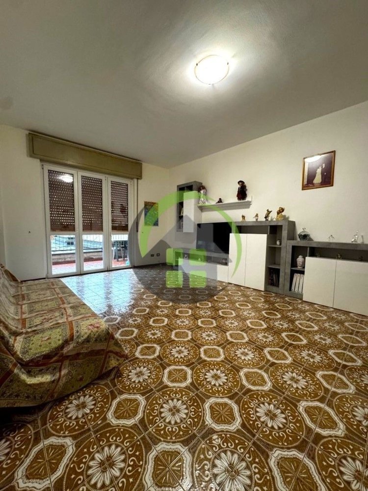 3 rooms Apartment in Fiorano al Serio, Italy No. 162617