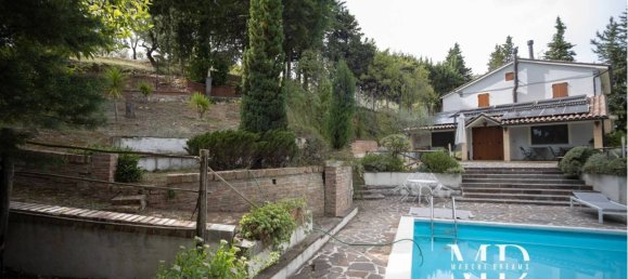 6 Schlafzimmer Villa in San Severino Marche, Italy, Nr. 326256 32
