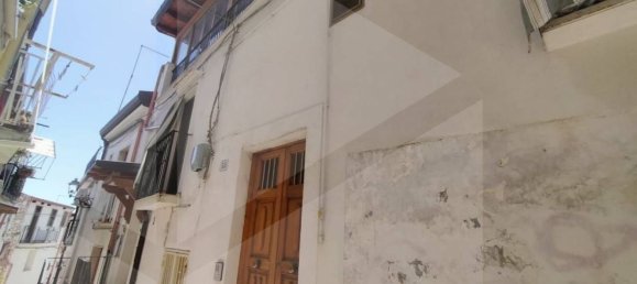 6غرفة منزل في San Giovanni Rotondo, Italy رقم 22789 3