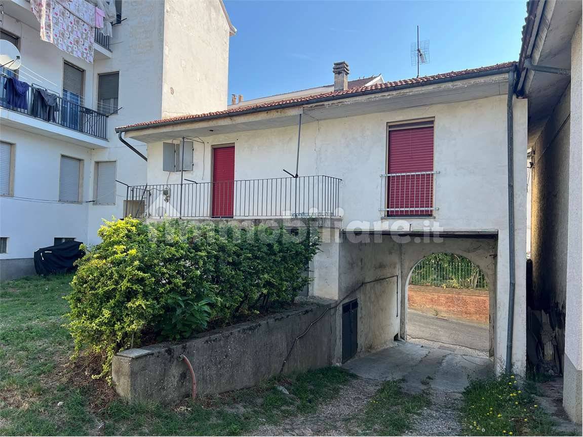 2 bedrooms House in Montechiaro d'Asti, Italy No. 294102