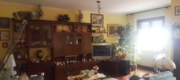 5-Zimmer Wohnung in Alessandria, Italy, Nr. 45511 2