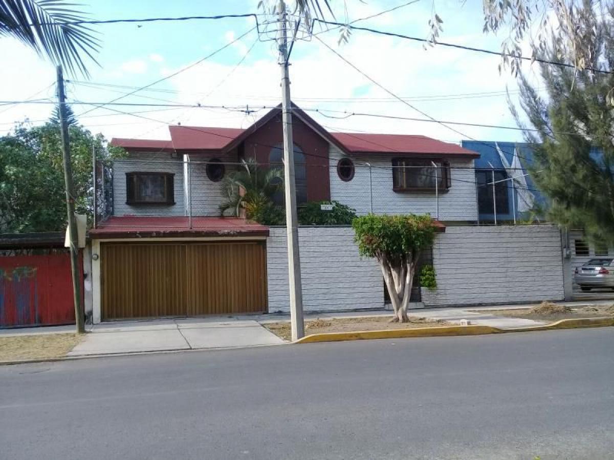 Дом с 3 спальнями в Гуанахуато, Мексика № 159945