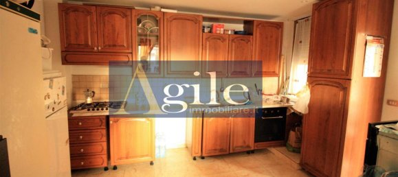 5 rooms Apartment in Alba Adriatica, Italy No. 177836 2