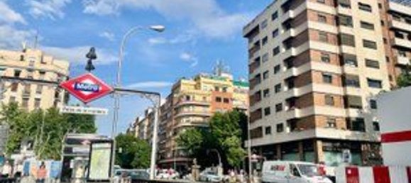 3 bedrooms Apartment in Madrid, Spain No. 156499 33