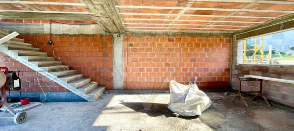 Casa de 3 dormitorios en Cossourado, Portugal No. 171315 13