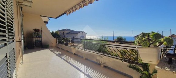 3-Zimmer Wohnung in Pizzo, Italy, Nr. 275101 6