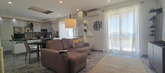 3-Zimmer Wohnung in Pizzo, Italy, Nr. 275101 10