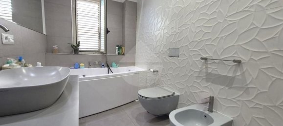 3-Zimmer Wohnung in Pizzo, Italy, Nr. 275101 2