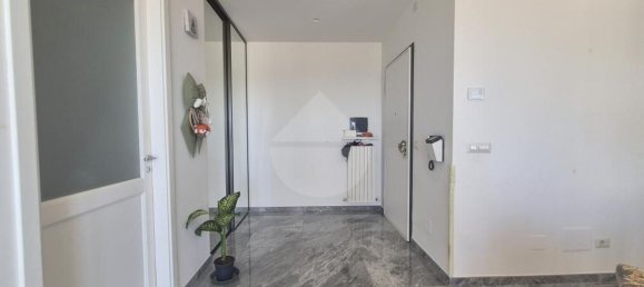 3-Zimmer Wohnung in Pizzo, Italy, Nr. 275101 9