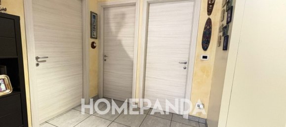 4 rooms Apartment in Turin, Italy No. 214465 9