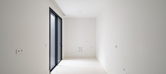 4 bedrooms Villa in Marbella, Spain No. 16139 20