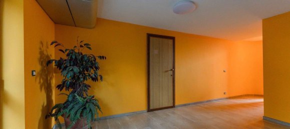 4 rooms Apartment in Rivoli, Italy No. 10056 4