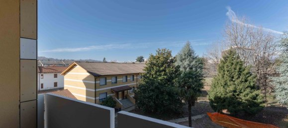 4 rooms Apartment in Rivoli, Italy No. 10056 27