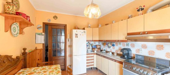 4 rooms Apartment in Rivoli, Italy No. 10056 15