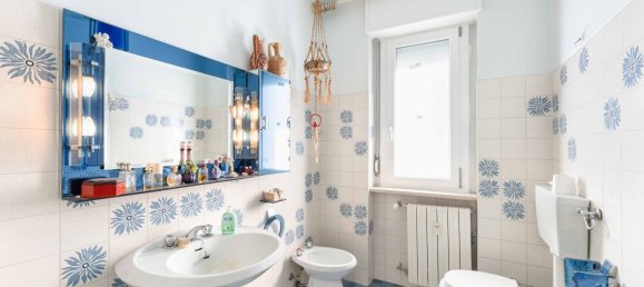 4 rooms Apartment in Rivoli, Italy No. 10056 21