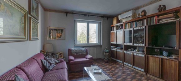 4 rooms Apartment in Rivoli, Italy No. 10056 12