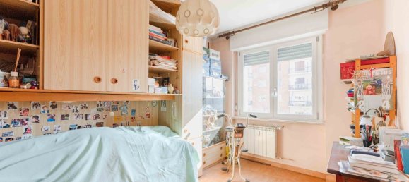 4 rooms Apartment in Rivoli, Italy No. 10056 17