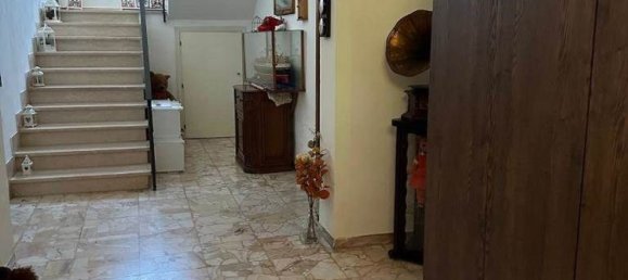 7 rooms House in Asciano, Italy No. 222812 3
