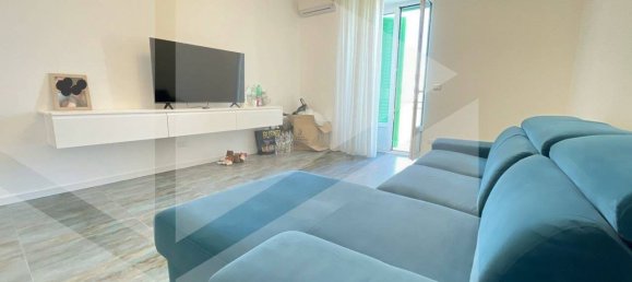 2 rooms Apartment in Molfetta, Italy No. 20960 3