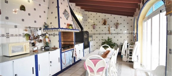 4 bedrooms Villa in La Nucia, Spain No. 2554 9