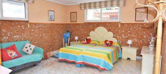 4 bedrooms Villa in La Nucia, Spain No. 2554 25