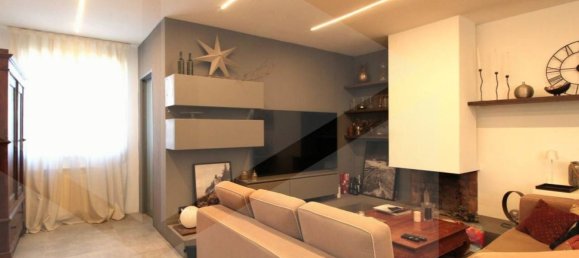 5 rooms House in Calcinaia, Italy No. 19968 2