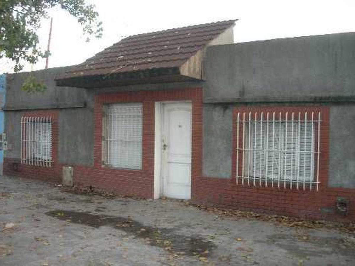 4 chambres Maison à Lomas de Zamora, Argentina No. 90801