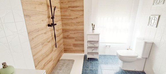 3 bedrooms House in Onda, Spain No. 146779 12