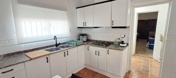 3 bedrooms House in Onda, Spain No. 146779 8