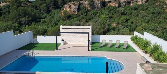 3 bedrooms House in Onda, Spain No. 146779 3