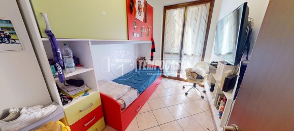 4-Zimmer Haus in Cadorago, Italy, Nr. 301629 14