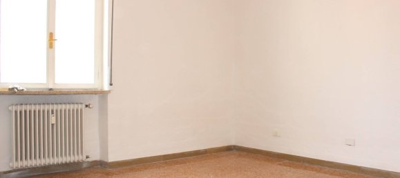 3 rooms Apartment in Verona, Italy No. 60636 6