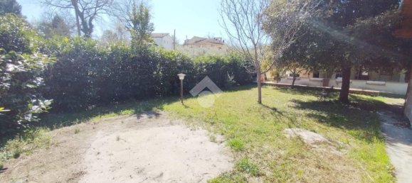 5 rooms House in Cervaro, Italy No. 226159 22