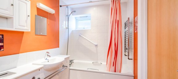 Apartment in Bognor Regis, United Kingdom No. 2404 13