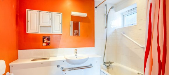 Apartment in Bognor Regis, United Kingdom No. 2404 2